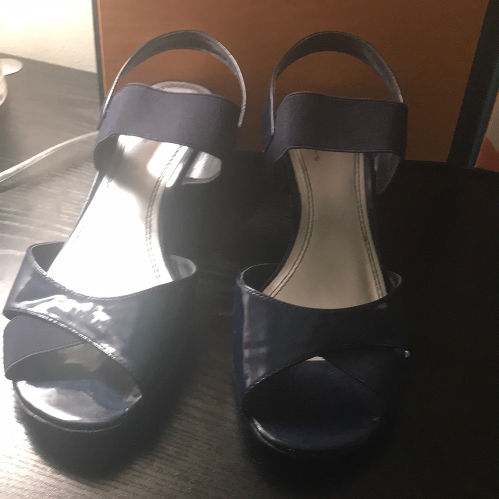 Beautiful dark blue low heels